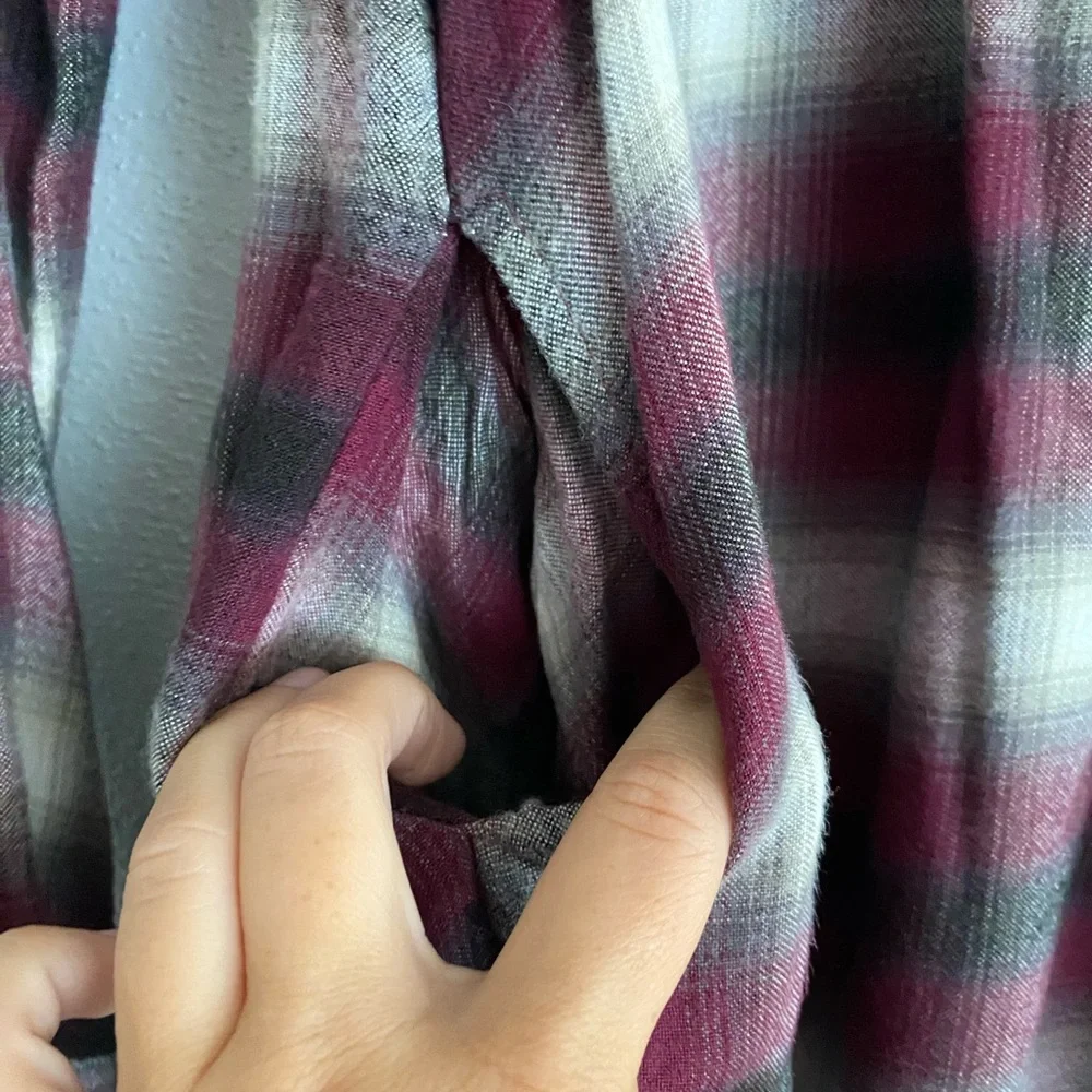 American Eagle Soft Shirt Women’s Size Small Maroon Plaid Half Button Up